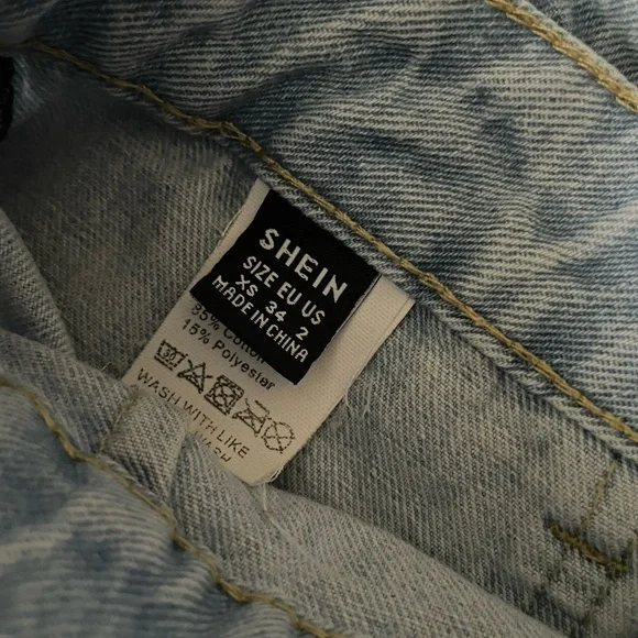 SHEIN Light Blue Denim Jeans - Picture 3 of 5
